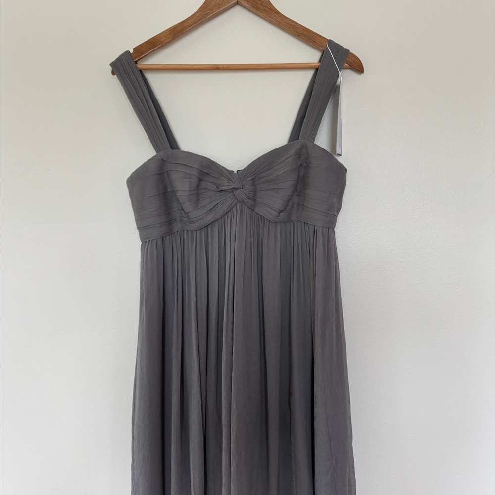 Elegant Gray Pleated Dress